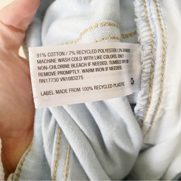 Universal Thread | Tapered Cropped Utility Cargo Pants High Waisted Blue Size 4 - Picture 5 of 5